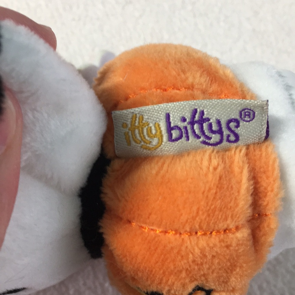 Halloween Snoopy Plush by Hallmark - Picture 8 of 15